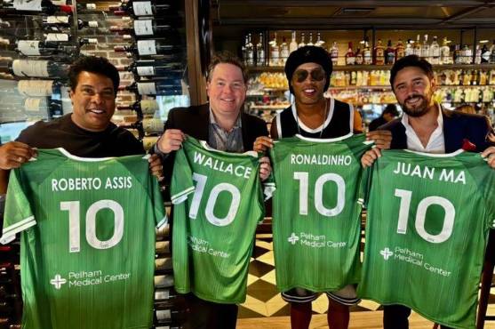 La leyenda de Brasil y su inseparable hermano han pasado a formar parte del Greenville Triumph de la USL League One norteamericana, tercera categoría de fútbol de los Estados Unidos.