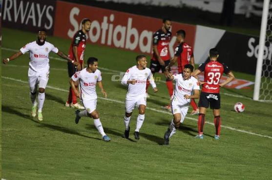 Así se vivió el minuto a minuto: Olimpia saca leve ventaja ante Alajuelense en la final de ida de la Liga Concacaf