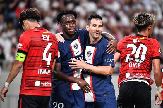 El PSG gana con goles de Sarabia y Mbappé en su segundo partido de pretemporada en Japón