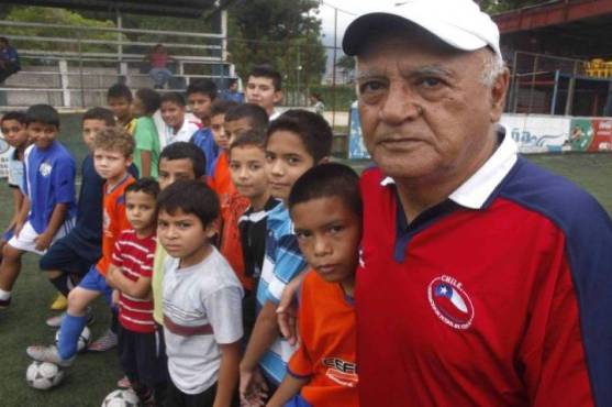 Néstor Matamala es un histórico del fútbol hondureño, ya que también fue campeón nacional con Motagua, Real España y Olimpia.