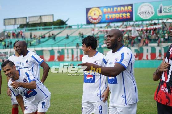 Samuel Caballero en el juego de las leyendas del Olimpia vs leyendas de Marathón. Foto: Mauricio Ayala.