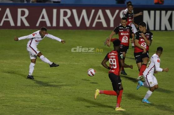 Así se vivió el minuto a minuto: Olimpia saca leve ventaja ante Alajuelense en la final de ida de la Liga Concacaf