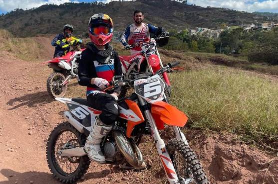 Juan Diego Bendaña, el jovencito de 14 años que ya es bicampeón nacional de Motrocross en Honduras