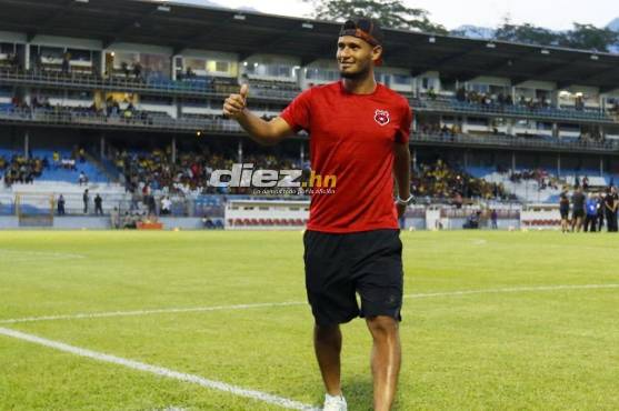 Alex López sale como titular frente al Real España. FOTO: Neptalí Romero.