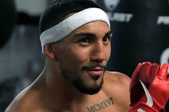 Teófimo López está entrenando en Nueva York donde será la pelea este sábado.