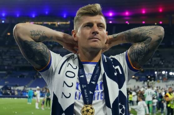 Toni Kroos y una entrevista como nunca: Habla de su retiro, del mejor DT que tuvo y del fichaje caído de Mbappé por Real Madrid