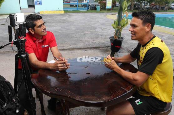 Roberto Moreira se confiesa: el favoritismo de Olimpia, su sueño de levantar el título con Génesis y ¿mira a Rougier en la H?