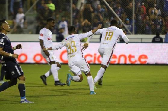 Así se vivió el minuto a minuto de la final de ida del Apertura 2022: Olimpia venció al Motagua con gol de Arboleda