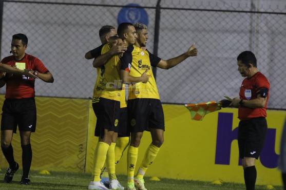 Héctor Vargas tras conquistar el liderato: “Cuando llegué los directivos querían clasificar a Concacaf, yo dije que iría por todo”