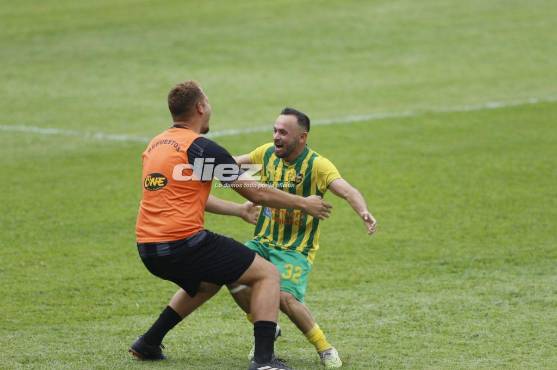 Parrillas One tiene su boleto asegurado en los octavos de final de la Liga de Ascenso. Foto: Neptalí Romero
