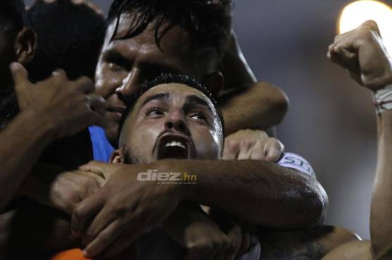 El Tiburón está a cuatro partidos de conocer si descenderá por tercera vez en su historia.