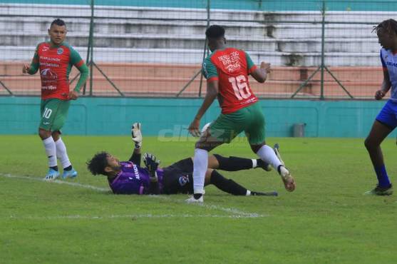 El colombiano Córdoba debutó este miércoles con Marathón.