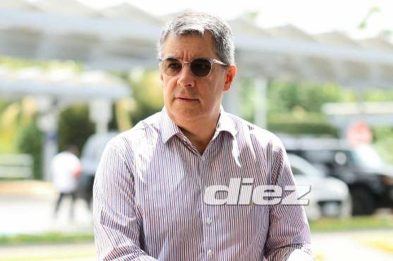 Rafael Villeda a Nicaragua para apoyar a la selección de Honduras. Foto: Mauricio Ayala.