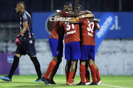 ¡Vida aplasta al Real Sociedad en el estadio Ceibeño con una hat-trick del brasileño Patryck Ferreira!