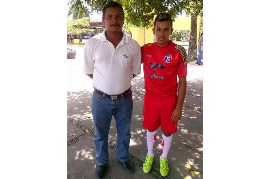 Don Edwin ha sido un pilar fundamental en el desarrollo futbolístico del mediocampista.