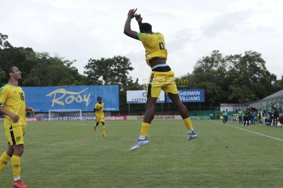 A lo Cristiano Ronaldo, así celebró Clarke el 2-0 de Jamaica.