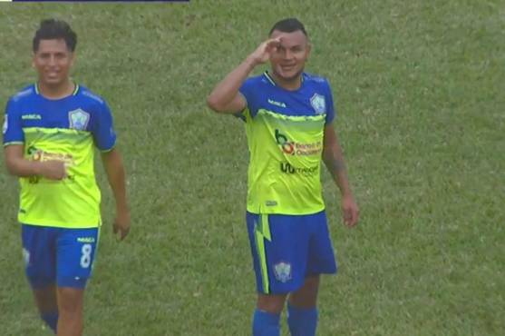 Así celebró Mario Martínez su golazo ante el Vida.