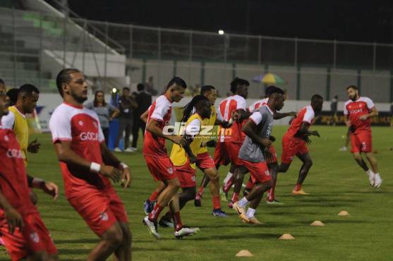Real Sociedad buscará clasificar a semifinales en el estadio Carlos Miranda. Foto: Andro Rodríguez