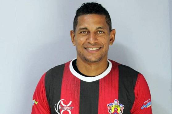 “Chato” Padilla cuenta cómo se fraguó el fichaje de Carlo Costly con Lone FC: “Es un jugador que te da prestigio y liderazgo”