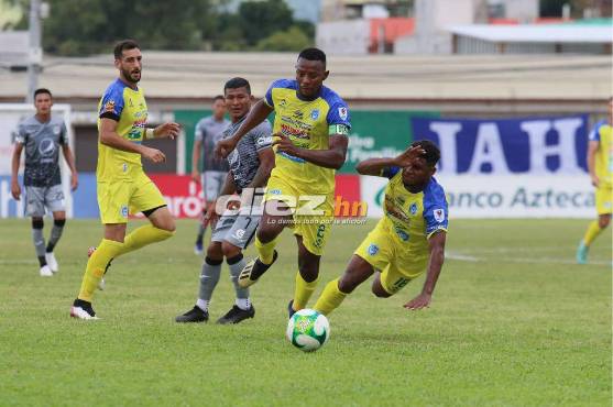 Roberto Moreira rescató el triunfo de Motagua ante Victoria y mantiene el liderato e invicto en torneo Apertura