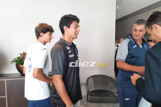 Diego Vázquez tendrá el apoyo desde las tribunas de sus hijos.