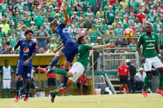 Motagua juega con 10 hombres por la expulsión de Henry Figueroa al minuto 41.
