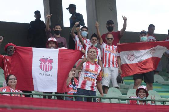 Así se vivió el minuto a minuto del infartante empate entre Marathón y Vida con show de goles incluidos