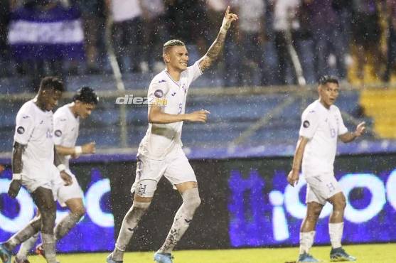 Honduras rompe la maldición del Olímpico y se impone ante la poderosa Canadá por la Liga de Naciones