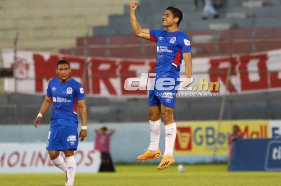 Así celebró Carlos Pineda su golazo ante el Vida. Foto Diez: Esaú Ocampo.
