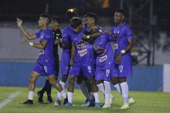 El Lone FC es el único invicto del Grupo C donde es líder.