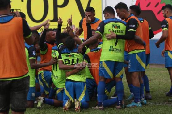 ¡Histórico! Olancho FC da el batacazo ante Real España y con autoridad gana por primera vez como local en Liga Nacional