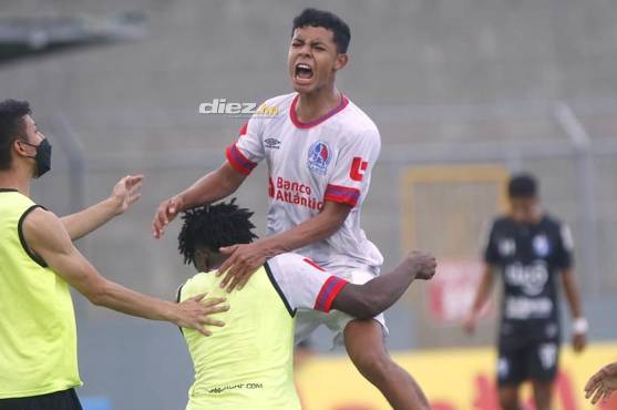 Olimpia no pudo y empató 2-2 frente el Honduras Progreso en el Humberto Micheletti.