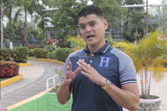 Luis Alvarado tiene contrato con la Sub-20 de Honduras hasta el Mundial de Indonesia. FOTOS: Neptalí Romero