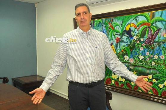 Jorge Salomón ya suma dos fracasos al mando de la Fenafuth. No ha clasificado a mundiales con Honduras.