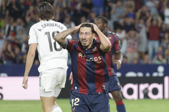 Kylian Mbappé en dos minutos destruyó al Levante de Kervin Arriaga: así fue el minuto a minuto