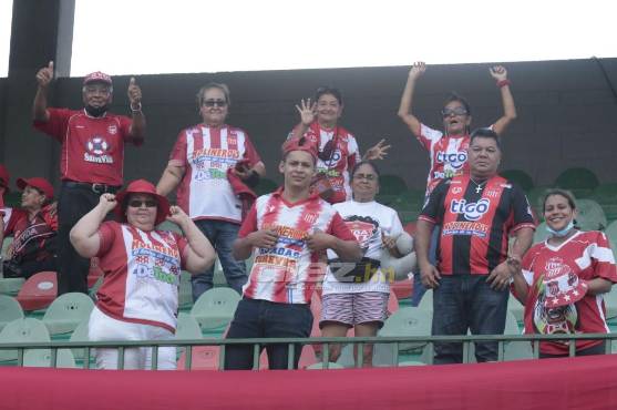 Así se vivió el minuto a minuto del infartante empate entre Marathón y Vida con show de goles incluidos