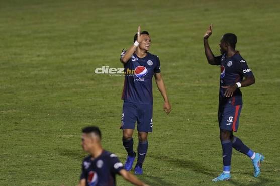 ¡Motagua recetó paliza histórica al Real Sociedad; Vida goleó al Real España en el Excélsior y Olimpia cayó frente a Victoria!