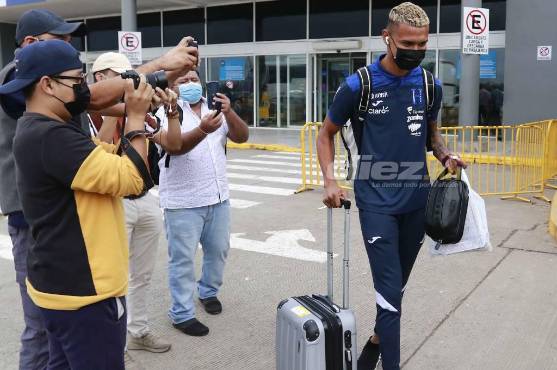 ¿Se va al Vida? Kervin Arriaga rompe el silencio y se pronuncia por primera vez sobre su futuro con Marathón