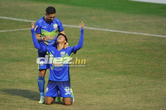 Así celebró Yostin Obando su primer gol con la camisa de Potros. Foto: Marvin Salgado