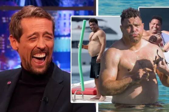 ‘Estaba bebiendo cerveza y tenía un cenicero en equilibrio sobre su estómago’.