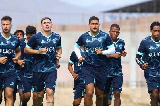 El club despide a 17 jugadores tras no lograr el ascenso a la primera división de Perú