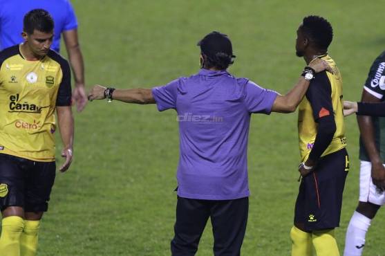 OFICIAL: Potro Gutiérrez es despedido como técnico del Real España por malos resultados en el Clausura 2022