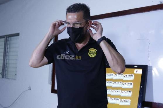 Delgado ofreció su conferencia de prensa en la sala de prensa del estadio Olímpico. Foto: Neptalí Romero