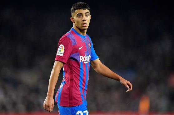 Ilias Akhomach fue convocado por primera vez para un partido de Champions.