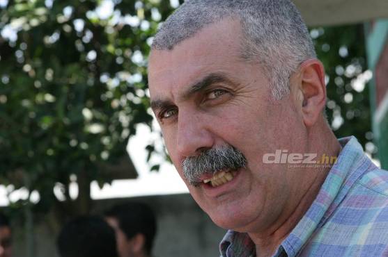 Manolo vino a Marathón por primera en 2006 cuando tenía 52 años.