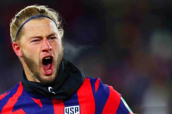 Walker Zimmerman celebrando su gol ante Honduras en Minnesota.