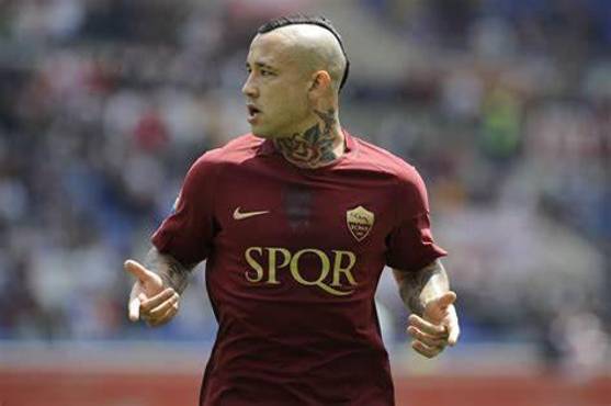 ¿Recuerdan a Radja Nainggolan? El mediocampista belga deja Europa y ficha por increíble liga