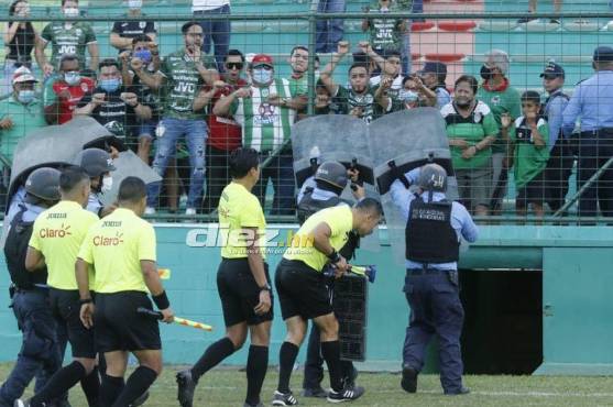 Aficionados de Marathón se van ardidos del Yankel tras derrota con Victoria y arremeten contra Tato García y el árbitro Marvin Ortiz