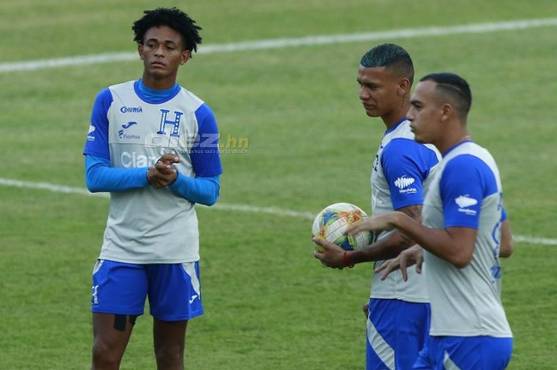 Aunque no ha debutado en la Mayor, el seleccionador Bolillo Gómez ya lo toma en cuenta en las convocatorias.