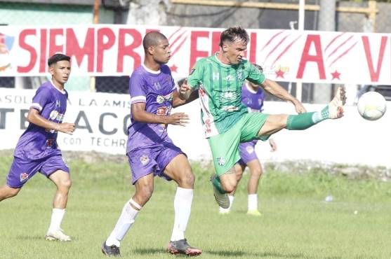 El delantero argentino Álvaro Klusener es el goleador del Platense en la Liga de Ascenso.